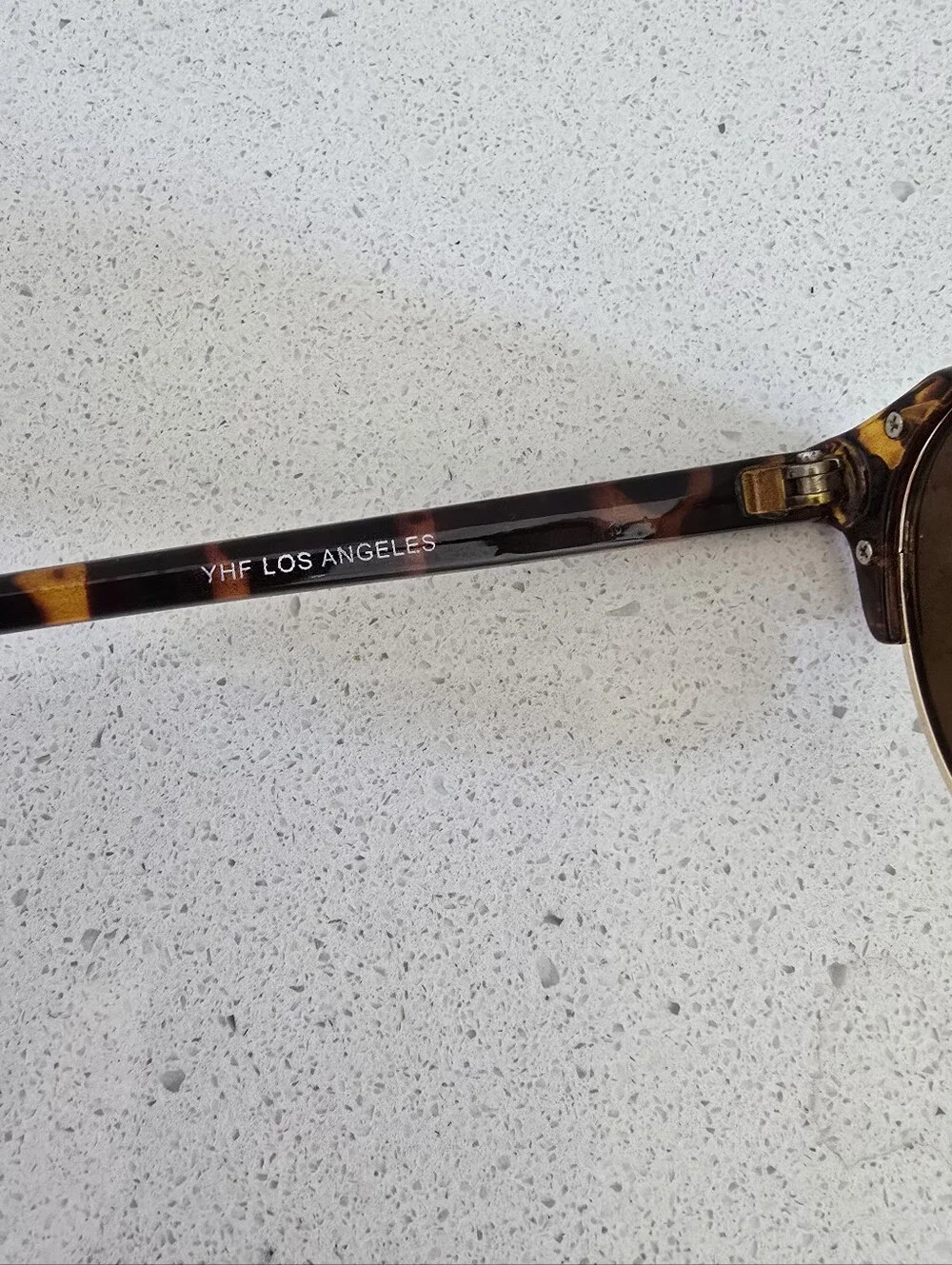 YHF Los Angeles Round Gold Frame Sunglasses with Dark Lenses
